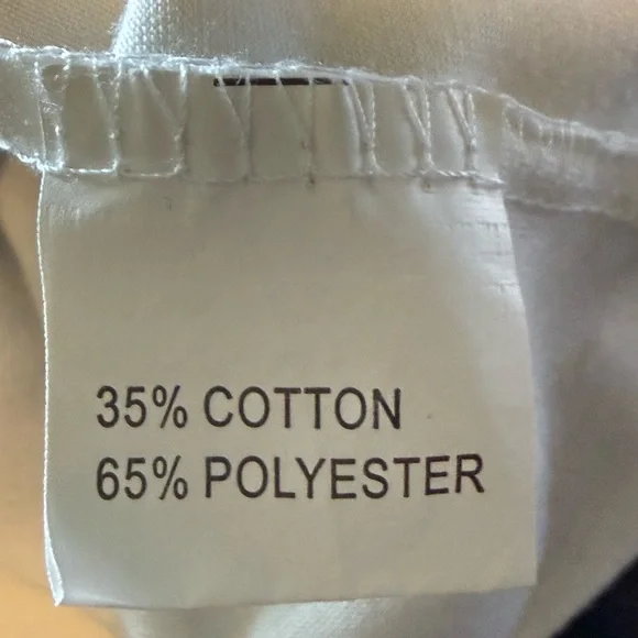 Woman’s size small grinch top. - Picture 5 of 6